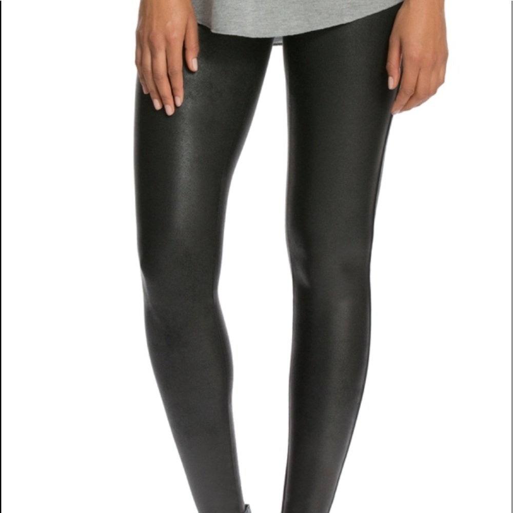 Women’s Spanx Black Faux Leather Leggings - Picture 2 of 2
